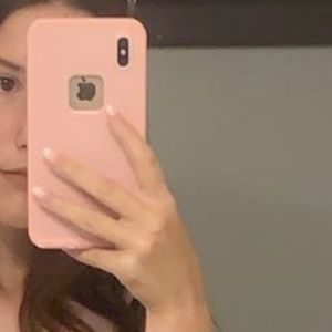 Meet your Posher, Leah